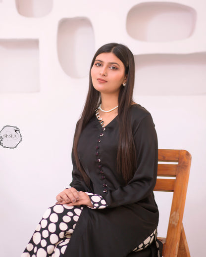 Bold Monochrome Elegance